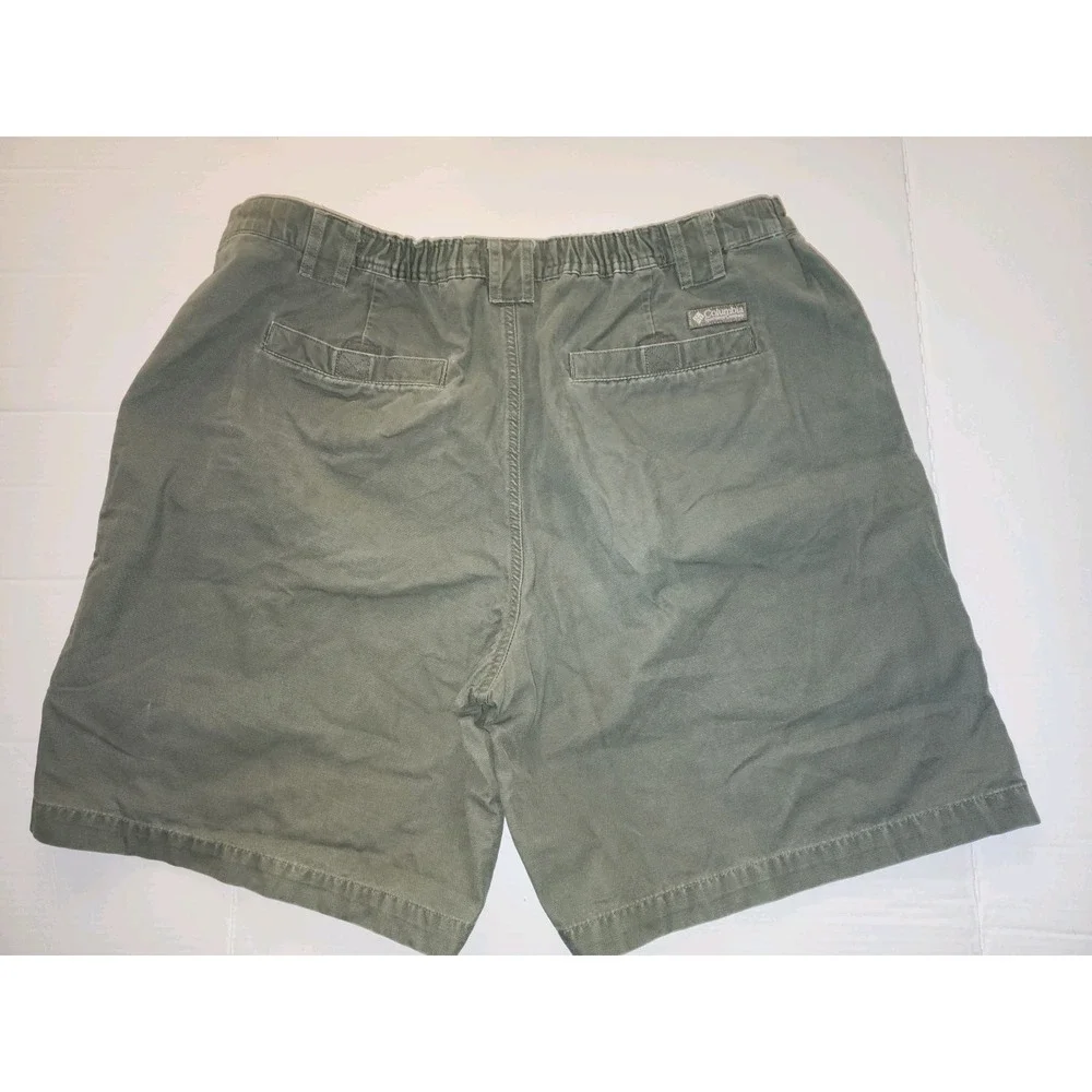 Columbia Canvas Mens Cargo Outdoor Fishing Hiking Green Shorts Size 2XL Stretch